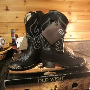 Boys cowboy boots